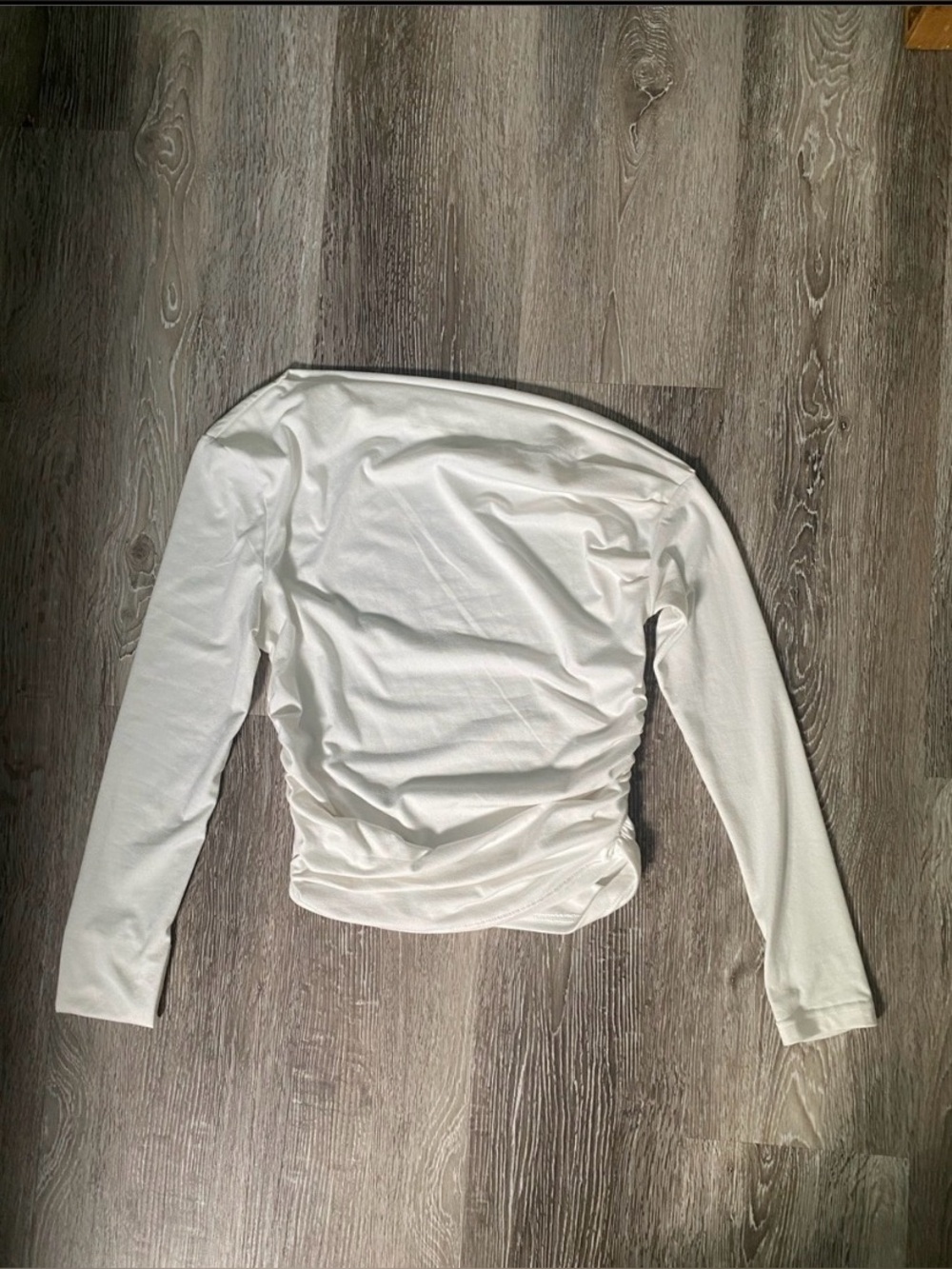 Asymmetrical White One-Shoulder Long-Sleeve Crop Top